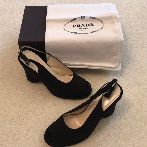 Never worn Prada peep toe sandals - Picture 2 of 4